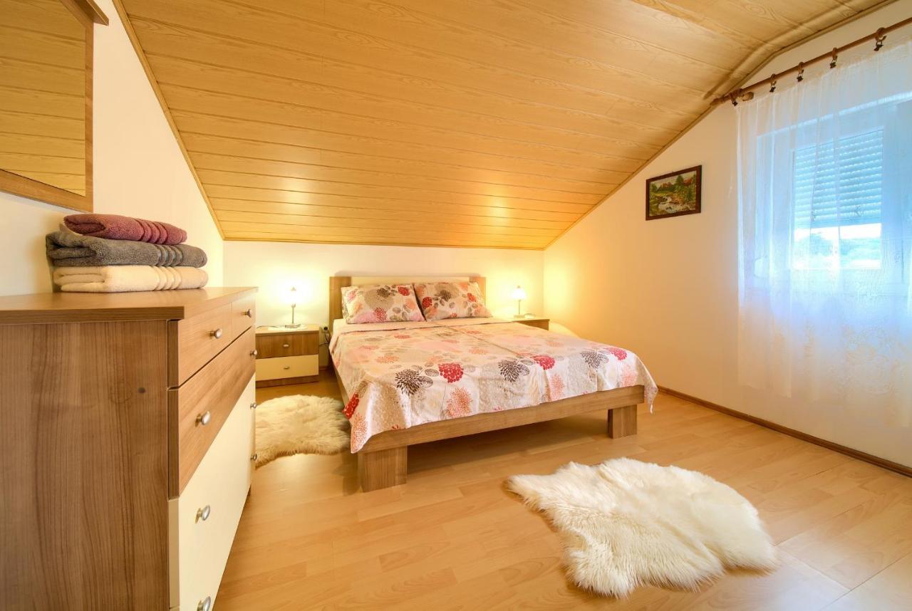 Apartment Mladen كرك المظهر الخارجي الصورة