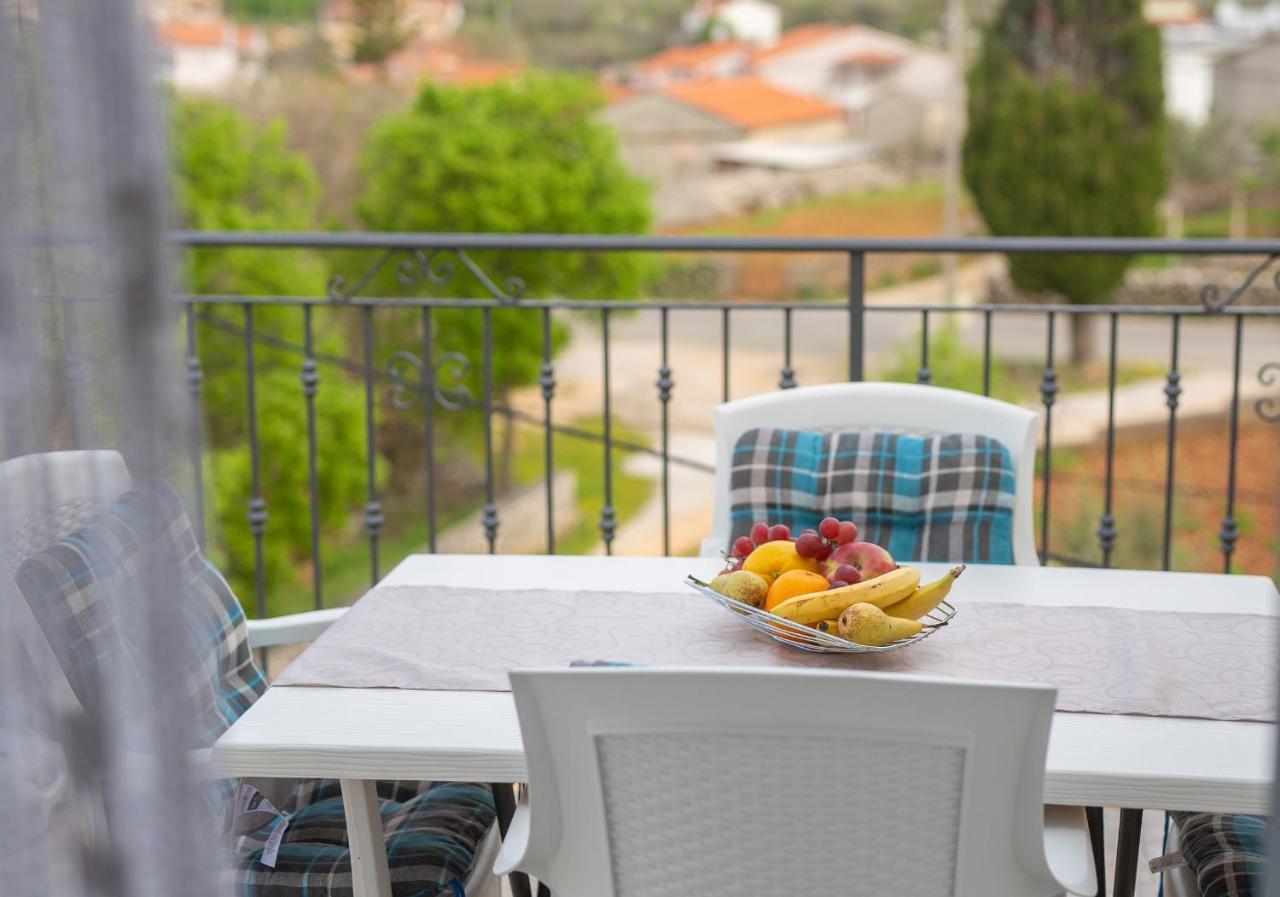 Apartment Mladen كرك المظهر الخارجي الصورة