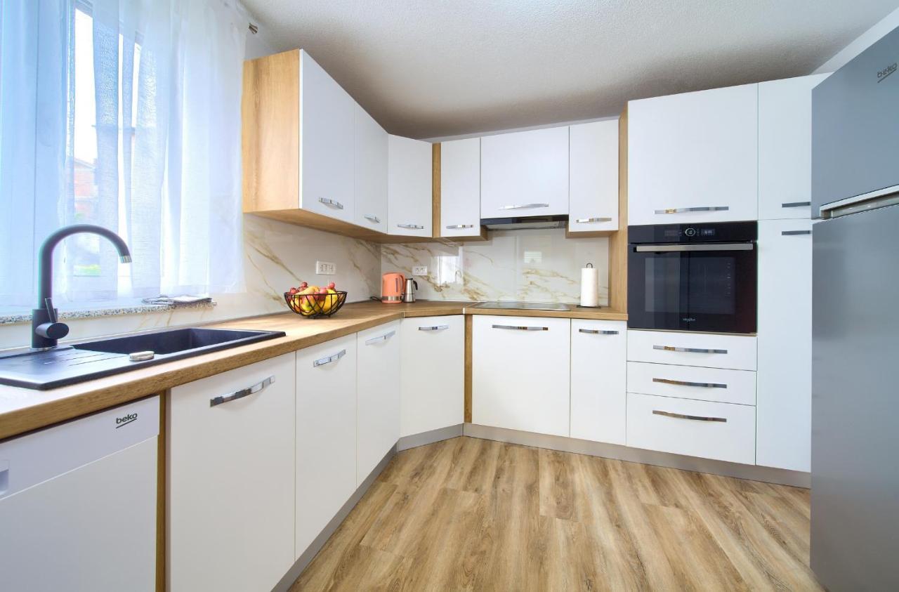 Apartment Mladen كرك المظهر الخارجي الصورة