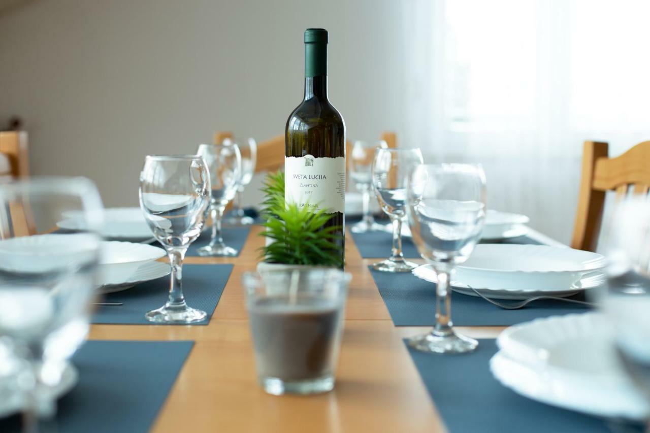 Apartment Mladen كرك المظهر الخارجي الصورة